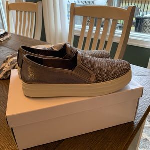 Women’s Double Up Skechers Slip On Sneakers, NWOB